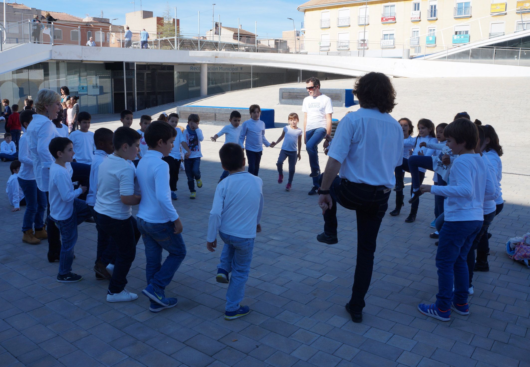 Los escolares torreños, protagonistas de la celebración de “Día del Niño” y el “Día de la Música”2