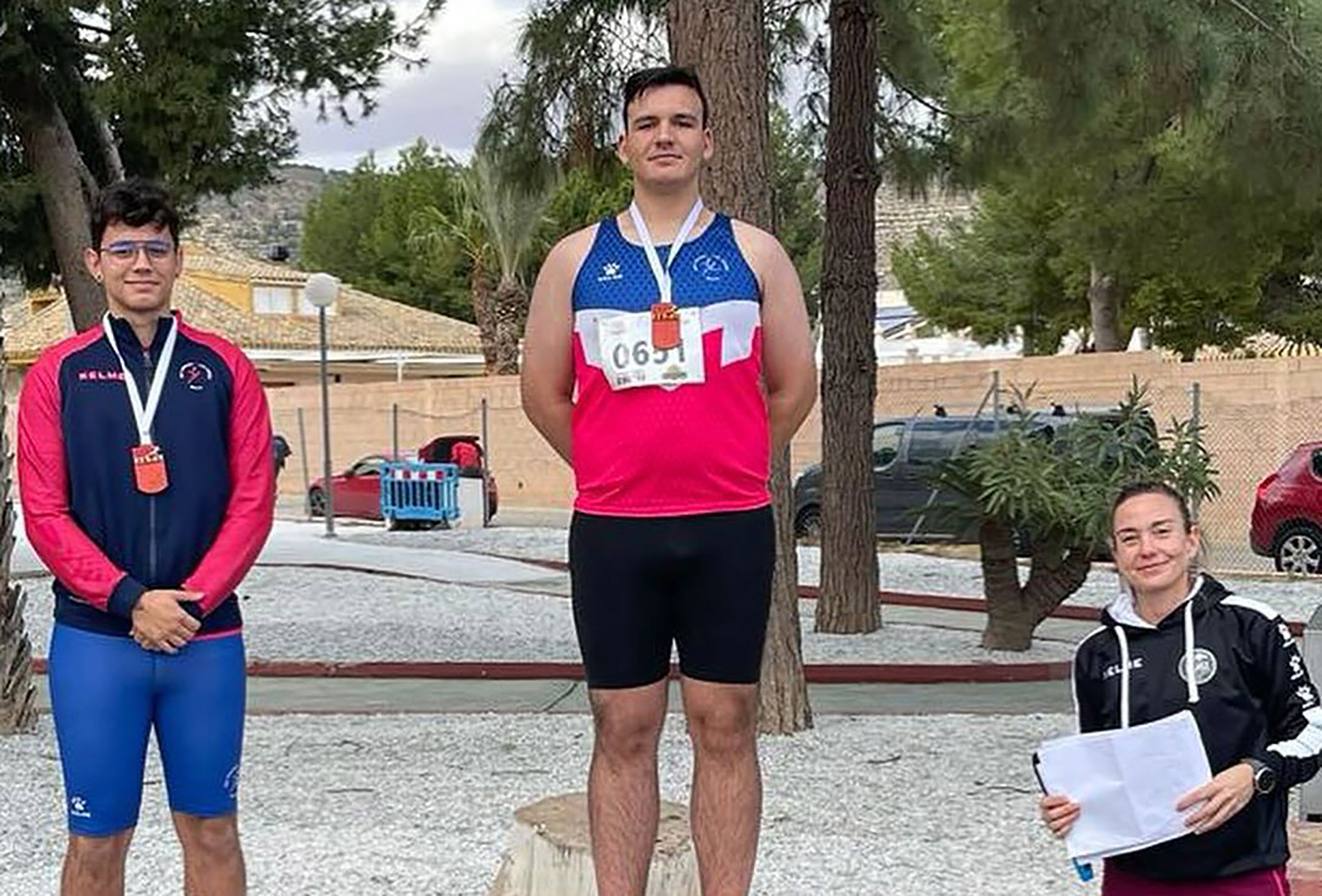 Gregorio García, del CA Las Torres, campeón regional sub-23 de lanzamiento de peso