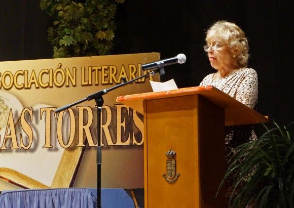 Los “Jueves Literarios” torreños disfrutan de la obra “Esencias poéticas cuatro voces consagradas”3