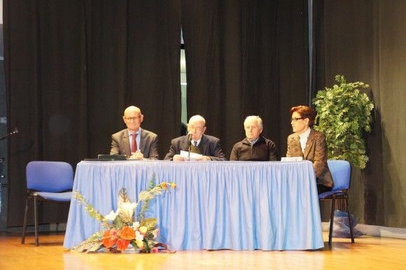 Tres docentes agasajados en el tradicional “Homenaje al Maestro” torreño8