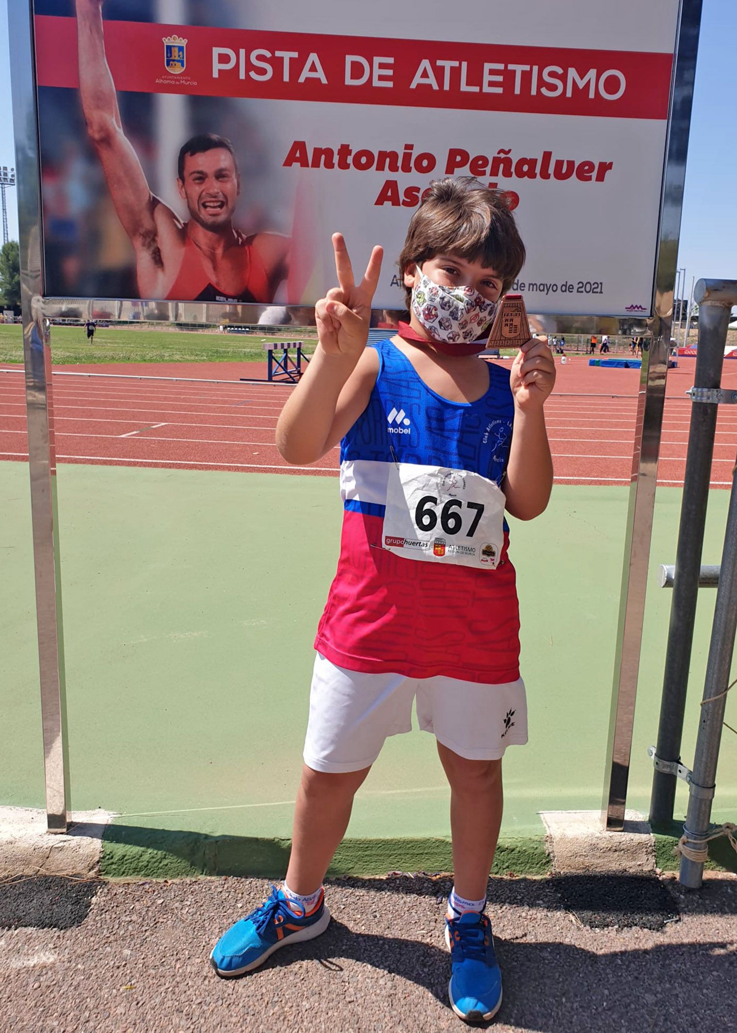 Lluvia de medallas para el Club Atletismo Las Torres en el regional de categorías base David Cava