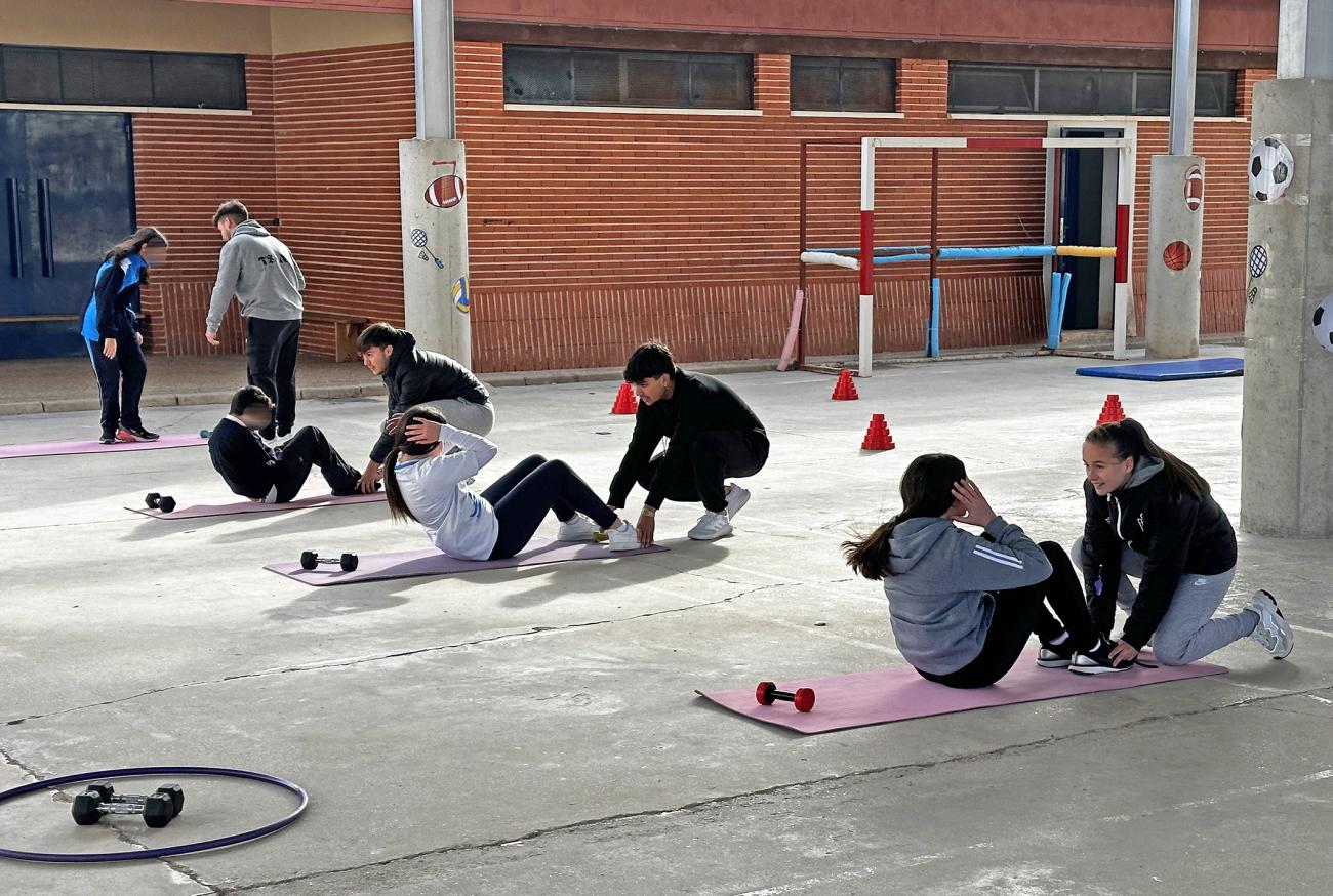 Unos 1.000 escolares torreños participan en la Semana Saludable del colegio Susarte